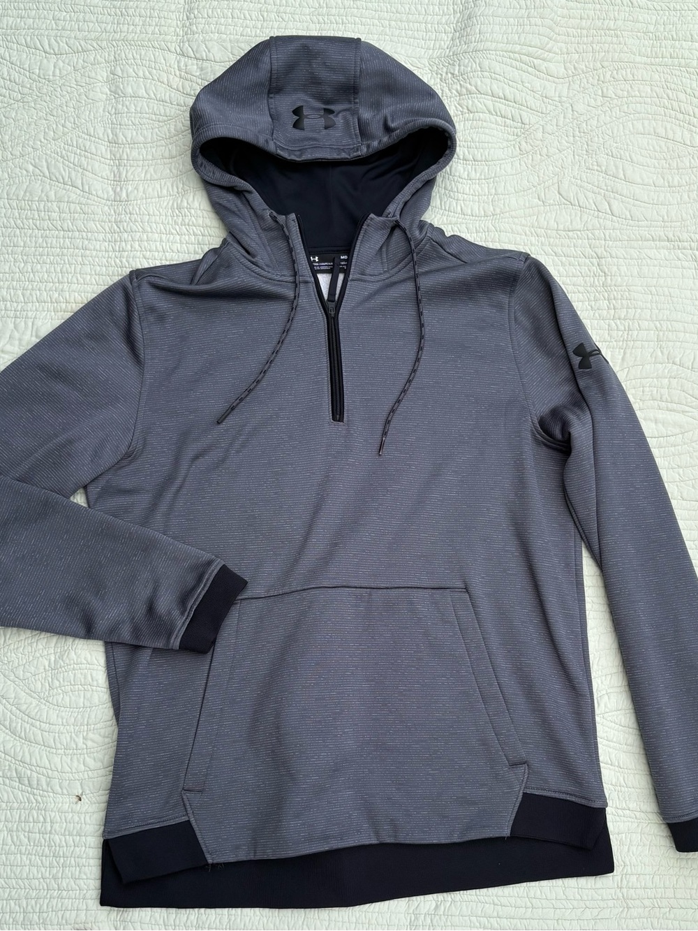 Under Armour Men’s Gray Quarter-zip Hoodie size M